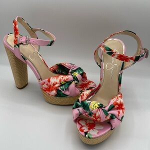 Beautiful Jessica Simpson Ivrey Platform Sandal Size 8 1/2